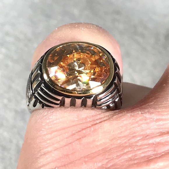 925 Sterling Silver Ring with AAA grade Champagne - Picture 2 of 7